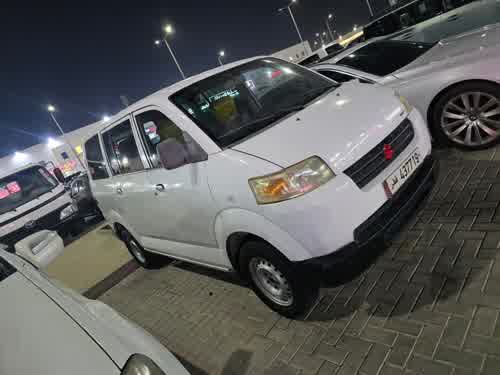 Suzuki 2013 for sale in Doha, Qatar — photo 2