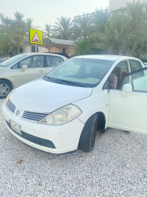 Nissan for sale in Doha, Qatar — photo 3